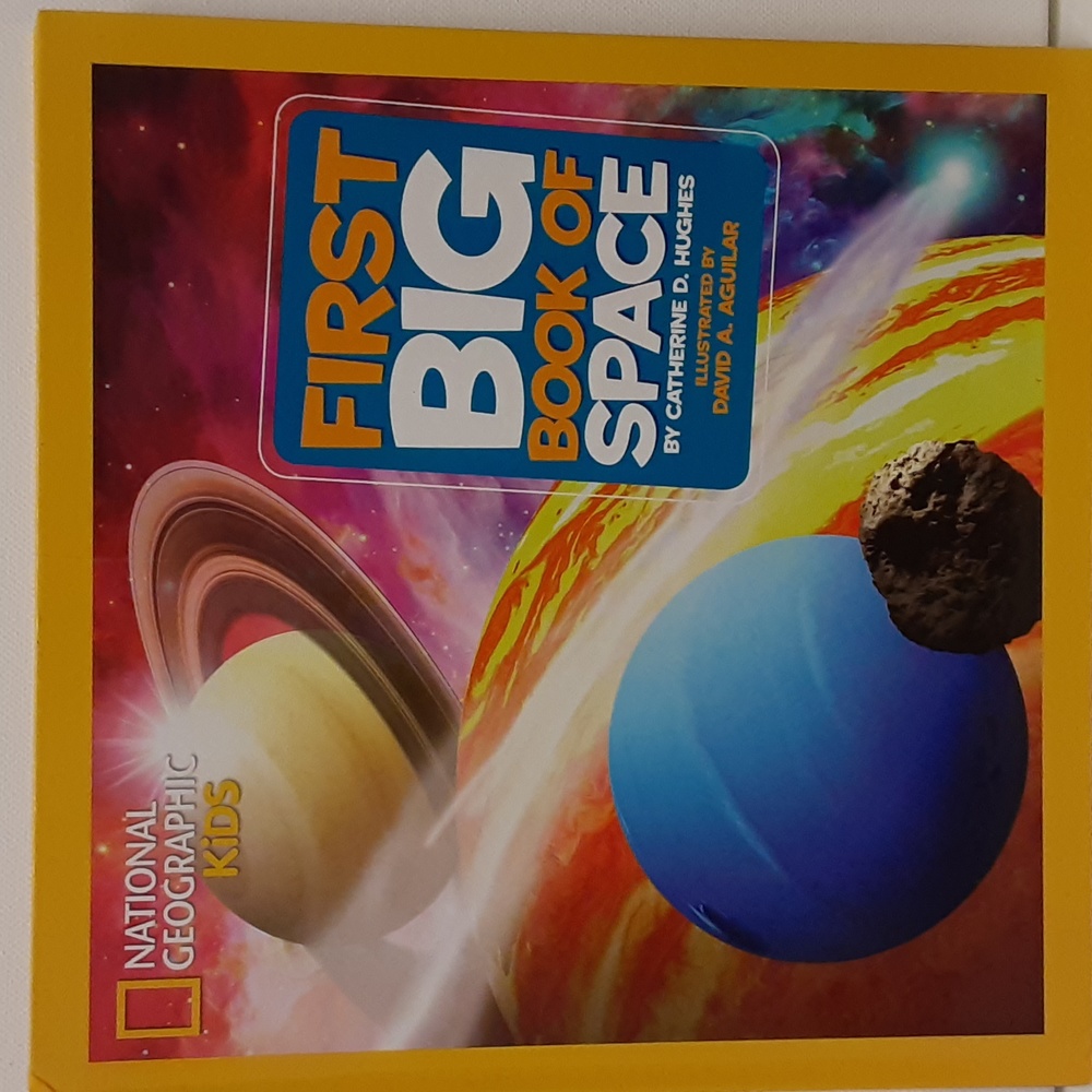 HOST Pick 🎶⚡🤸♀️New National Geographic Kids First big book of space amazing